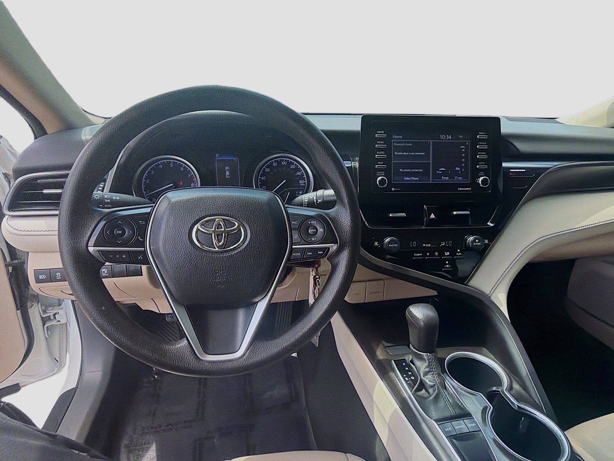 Used 2023 Ice Cap Toyota LE image 8