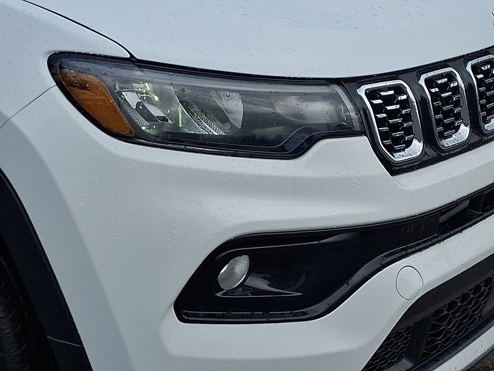 Used 2025 Bright White Clearcoat Jeep Limited image 9