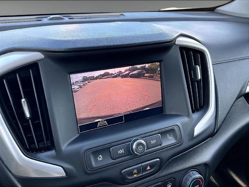 Used 2024 Black GMC SLE image 19
