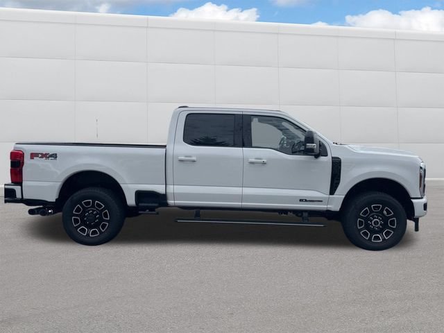 New 2026 Star White Metallic Tri-Coat Ford F-350® Platinum® image 2