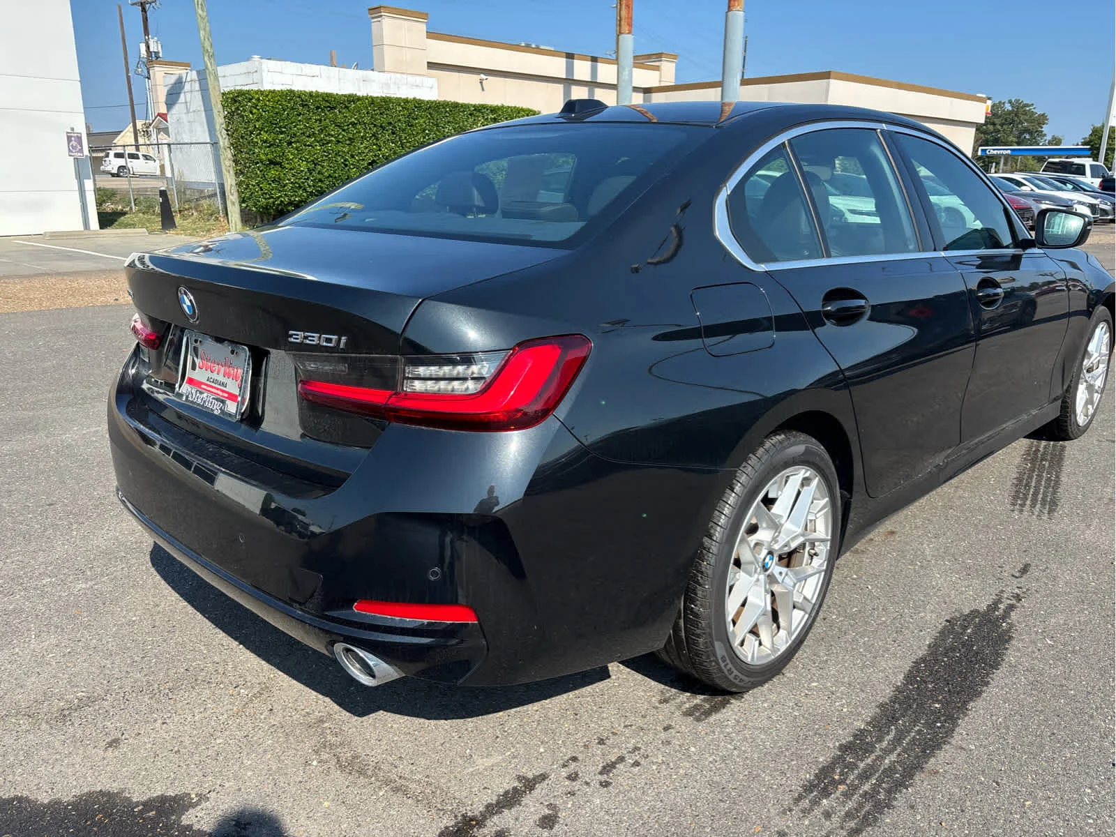 2025 BMW 3 Series 330i - Photo 6