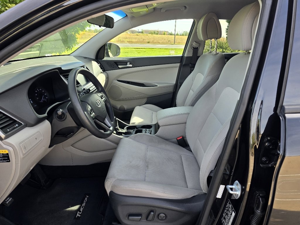 Used 2018 Black Noir Pearl Hyundai SEL image 12