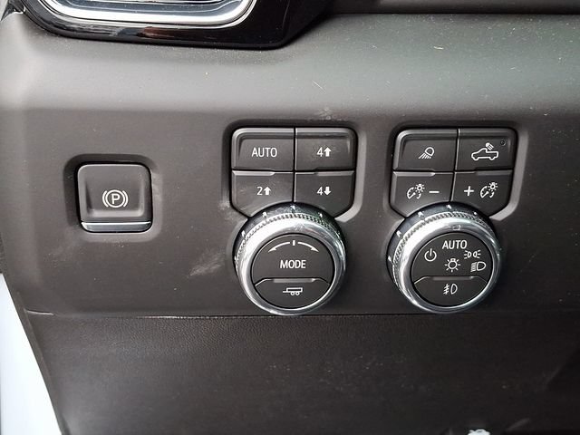 2026 GMC Sierra 3500HD Denali - Photo 24