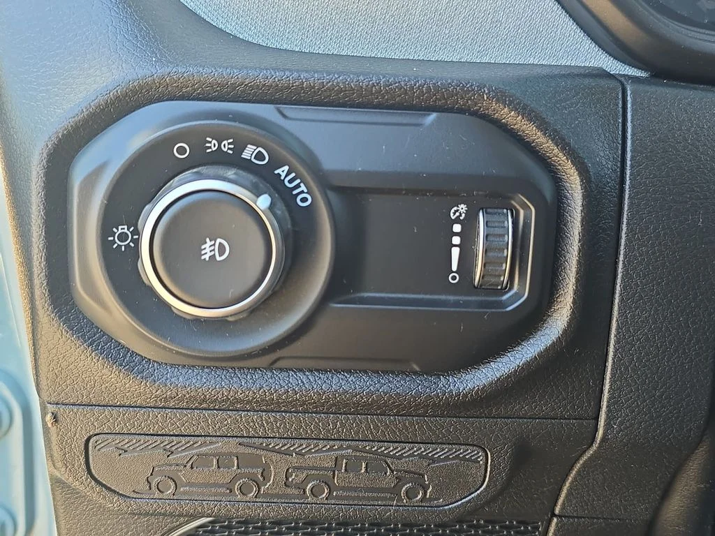 Used 2024 Gray Jeep Sport S image 25