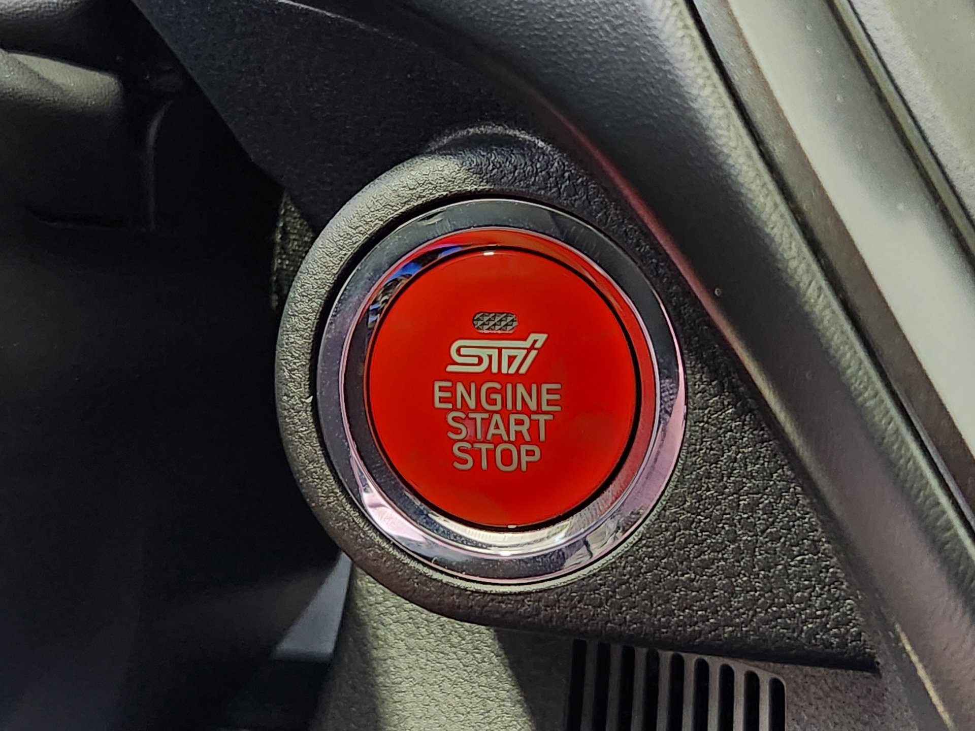 2026 Subaru WRX tS - Photo 17