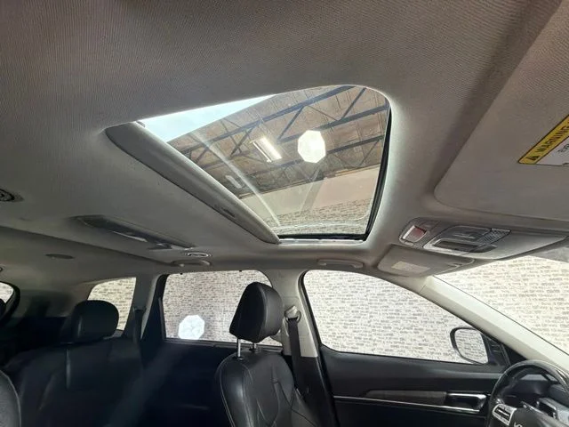 Used 2023 Gravity Gray Kia EX image 12