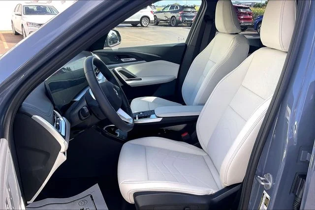 New 2026 Storm Bay Metallic BMW xDrive28i image 9
