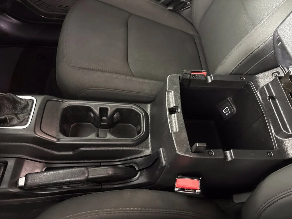 Used 2023 Gray Jeep Sport S image 35