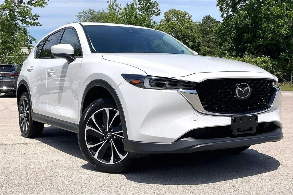 2023 Mazda CX-5 S Premium package Auto AWD's photo