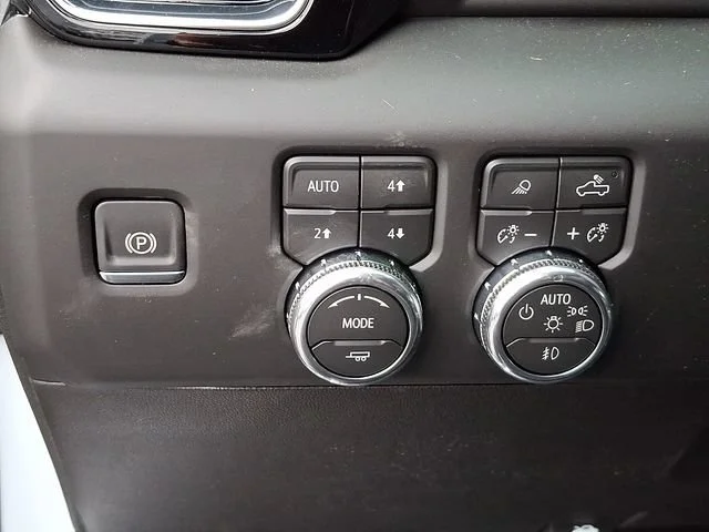 New 2026 Glacier White Tricoat GMC Denali DRW image 24