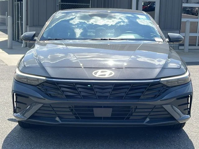Used 2025 Gray Hyundai Limited image 16