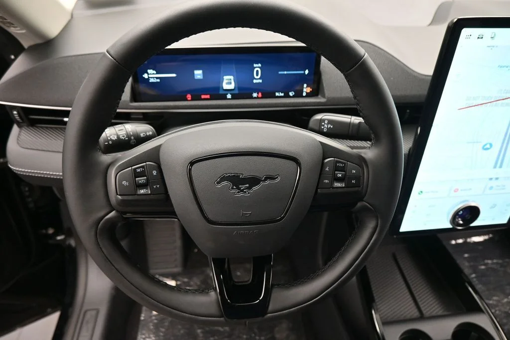 New 2026 Shadow Black Ford Select image 11