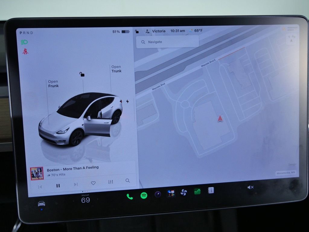 Used 2025  Tesla Long Range image 48