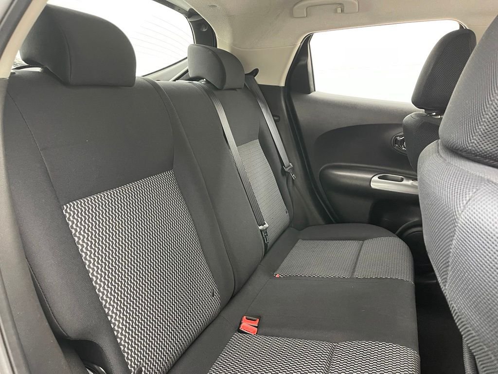 Used 2015 Gun Metallic Nissan S image 29