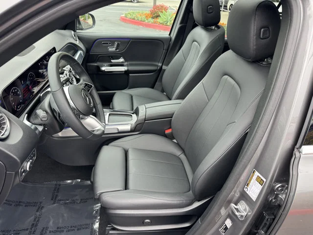 Used 2026 Mountain Grey Metallic Mercedes-Benz GLB 250 image 16