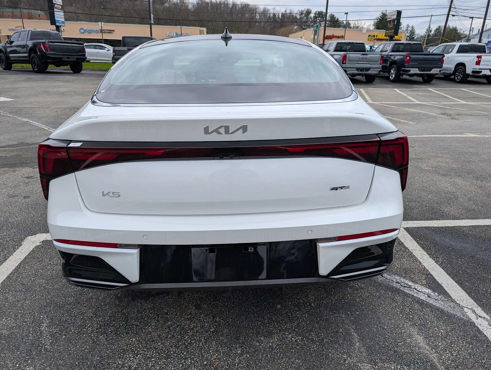 New 2026 Snow White Pearl Kia GT-Line image 7