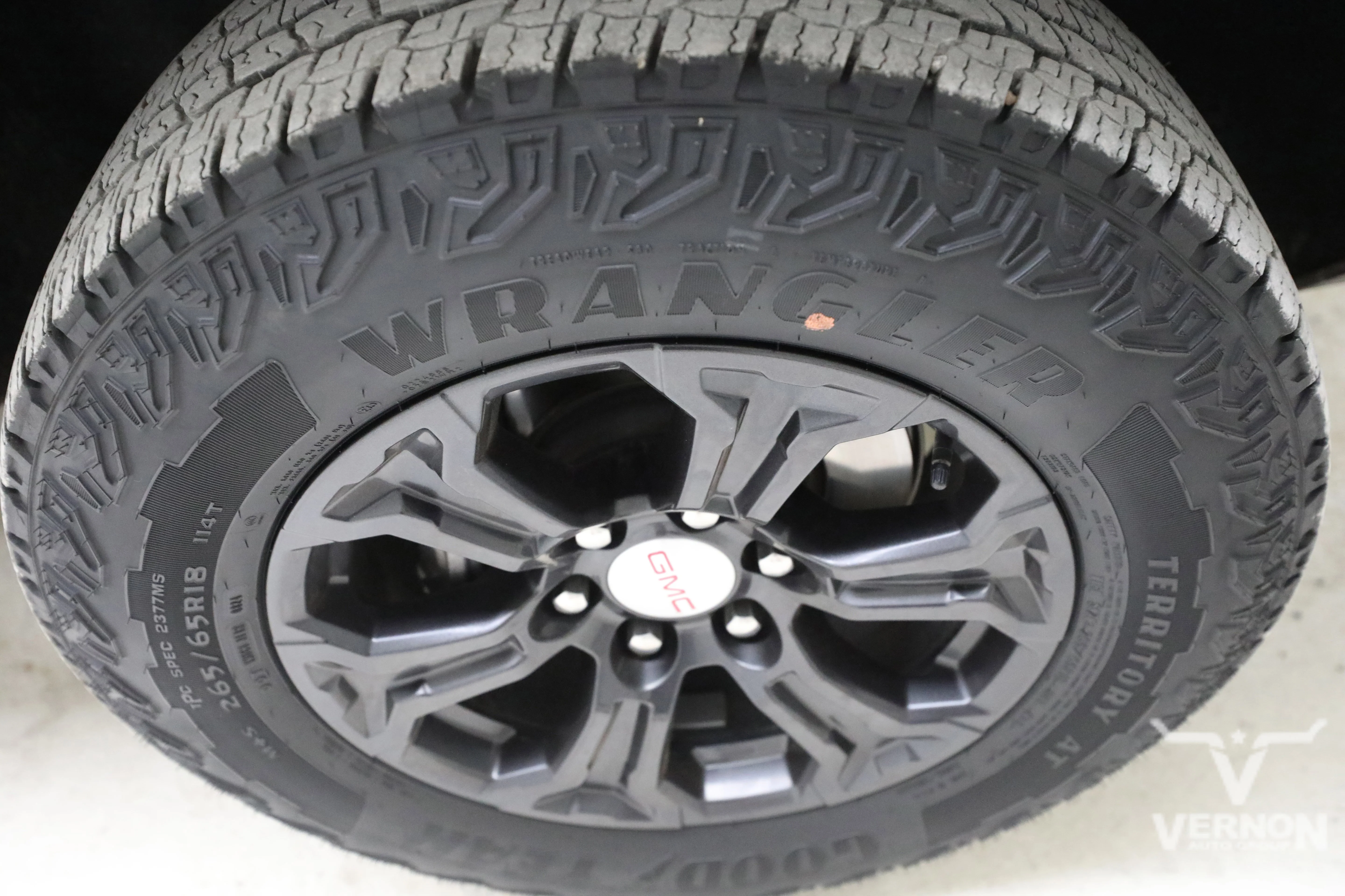Pre-Owned 2024 GMC Canyon Elevation Crew Cab 2WD