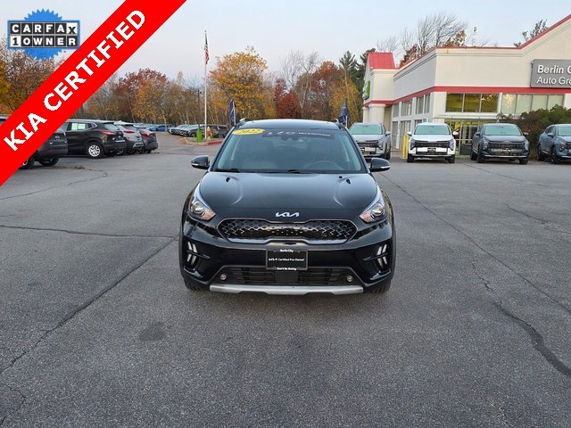 2022 Kia Niro Touring Special Edition photo 2