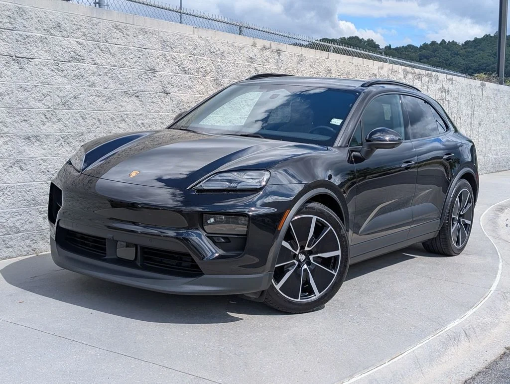 Pre-Owned 2025 Porsche Macan Electric 4D Sport Utility in