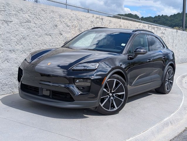 2025 Porsche Macan Electric 
