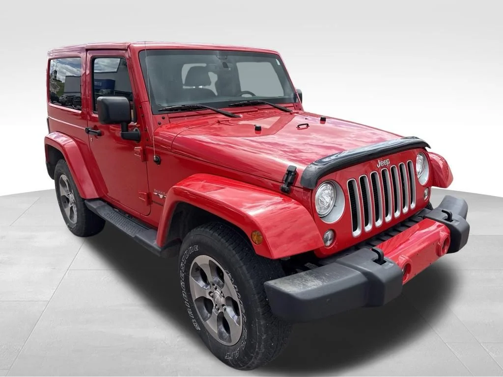 Used 2018 Red Jeep Sahara image 7
