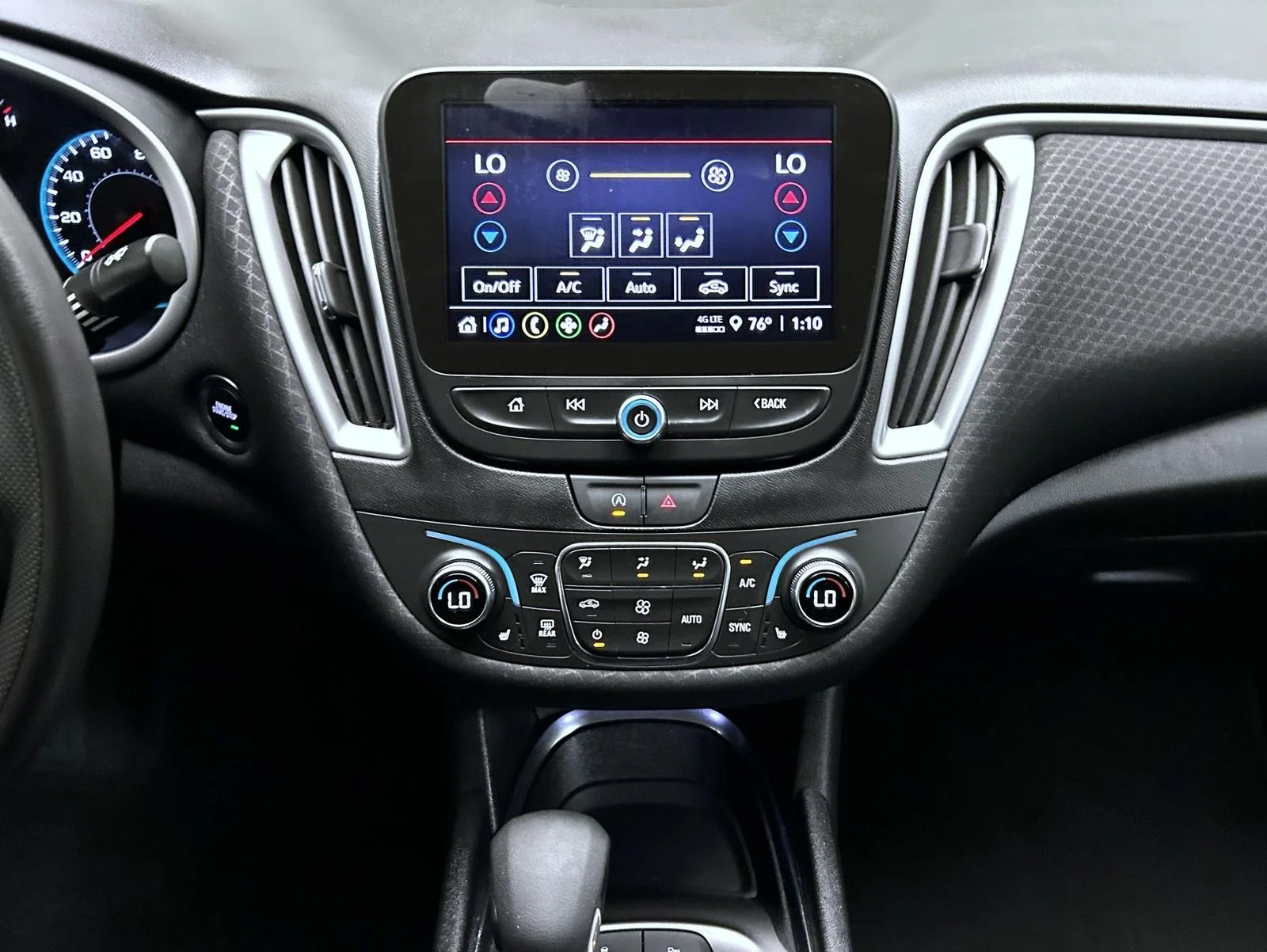Used 2025 Blue Chevrolet LT image 13
