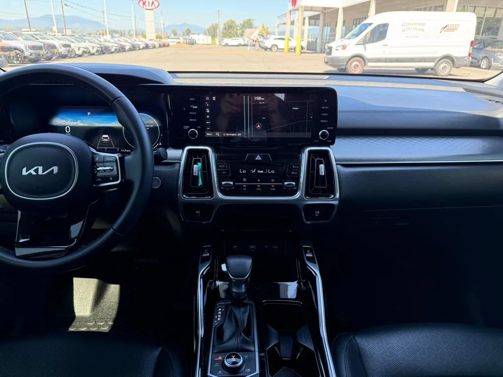 Certified Used 2023 Everlasting Silver Kia SX image 26