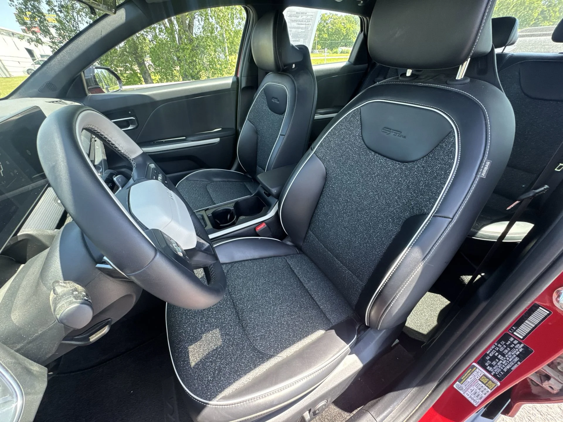 2025 Kia K4 GT-Line - Photo 11