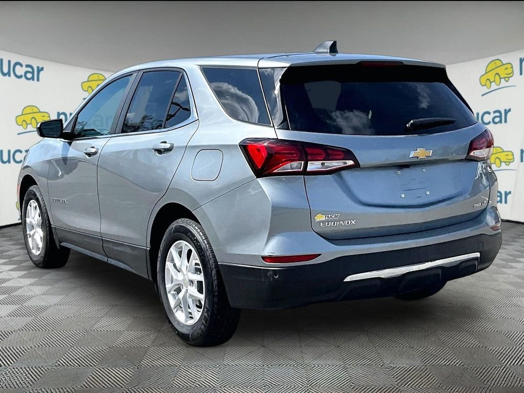 Used 2024 Gray Chevrolet LT image 4