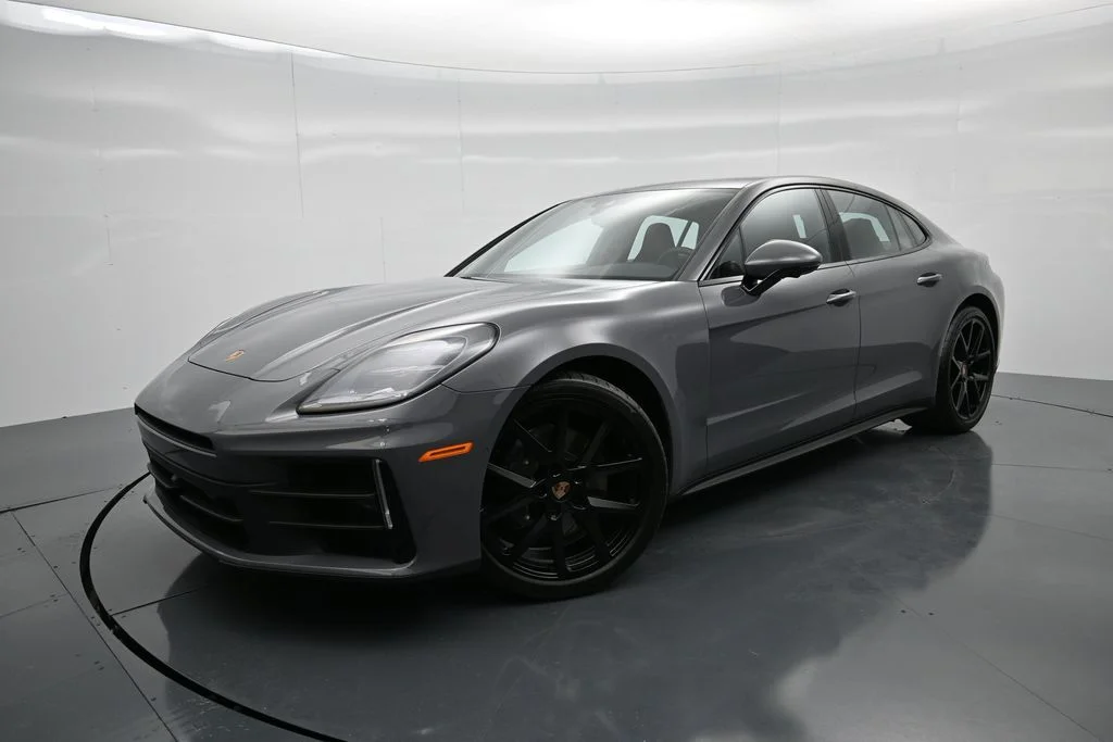 2026 Porsche Panamera