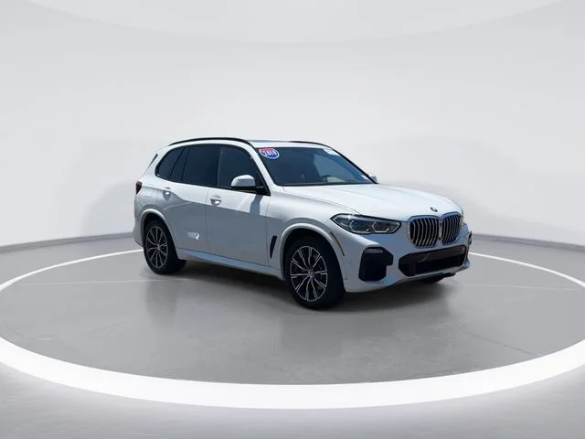 Used 2019 White BMW xDrive40i image 1