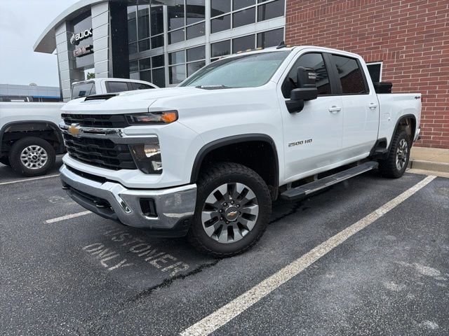 2024 Chevrolet Silverado HD LT 4WD Crew Cab Standard Box's photo