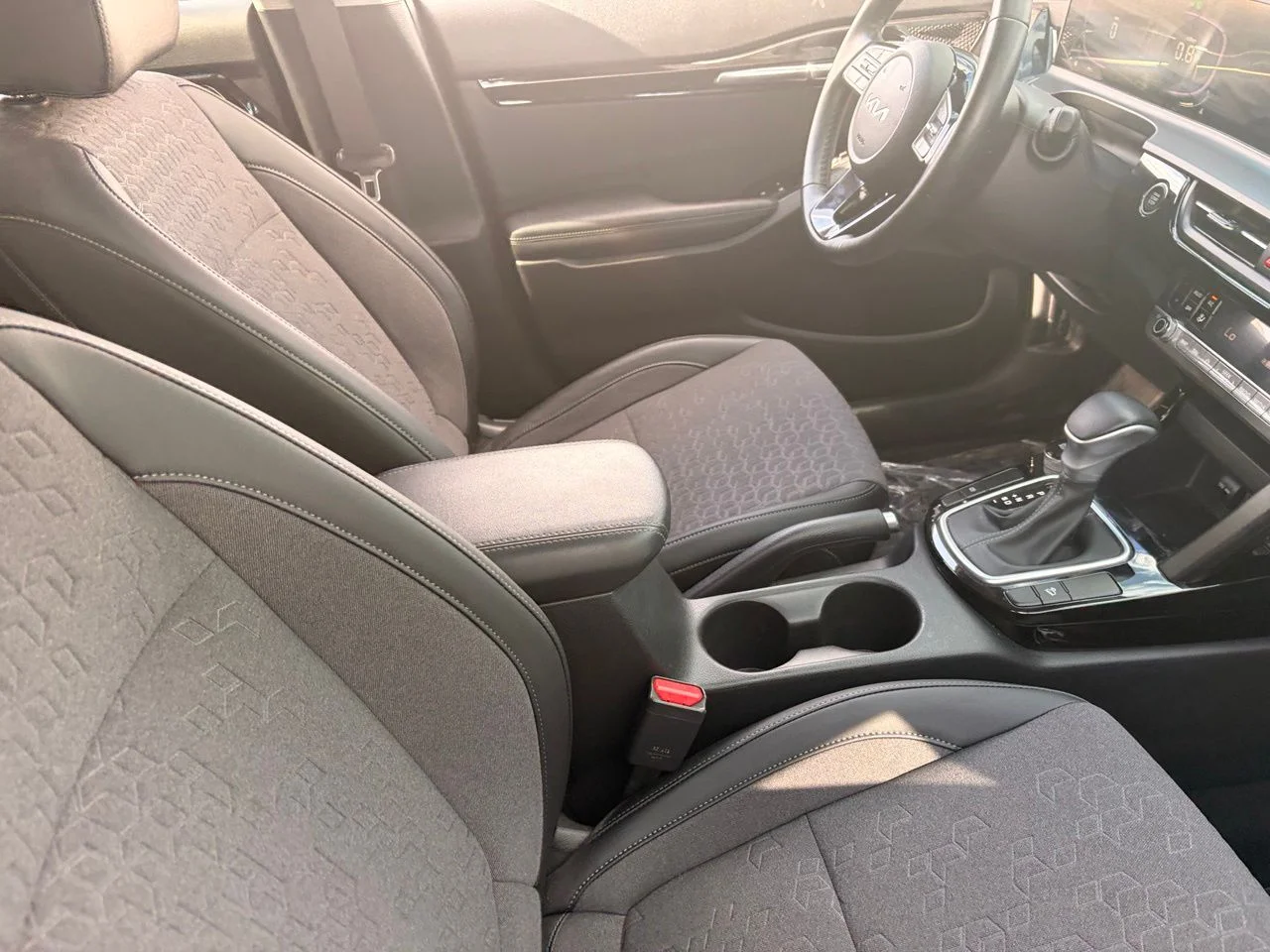 Used 2025 Neptune Blue Kia S image 11