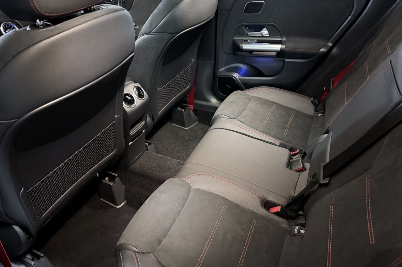2025 Mercedes-Benz GLA GLA35 AMG - Photo 11
