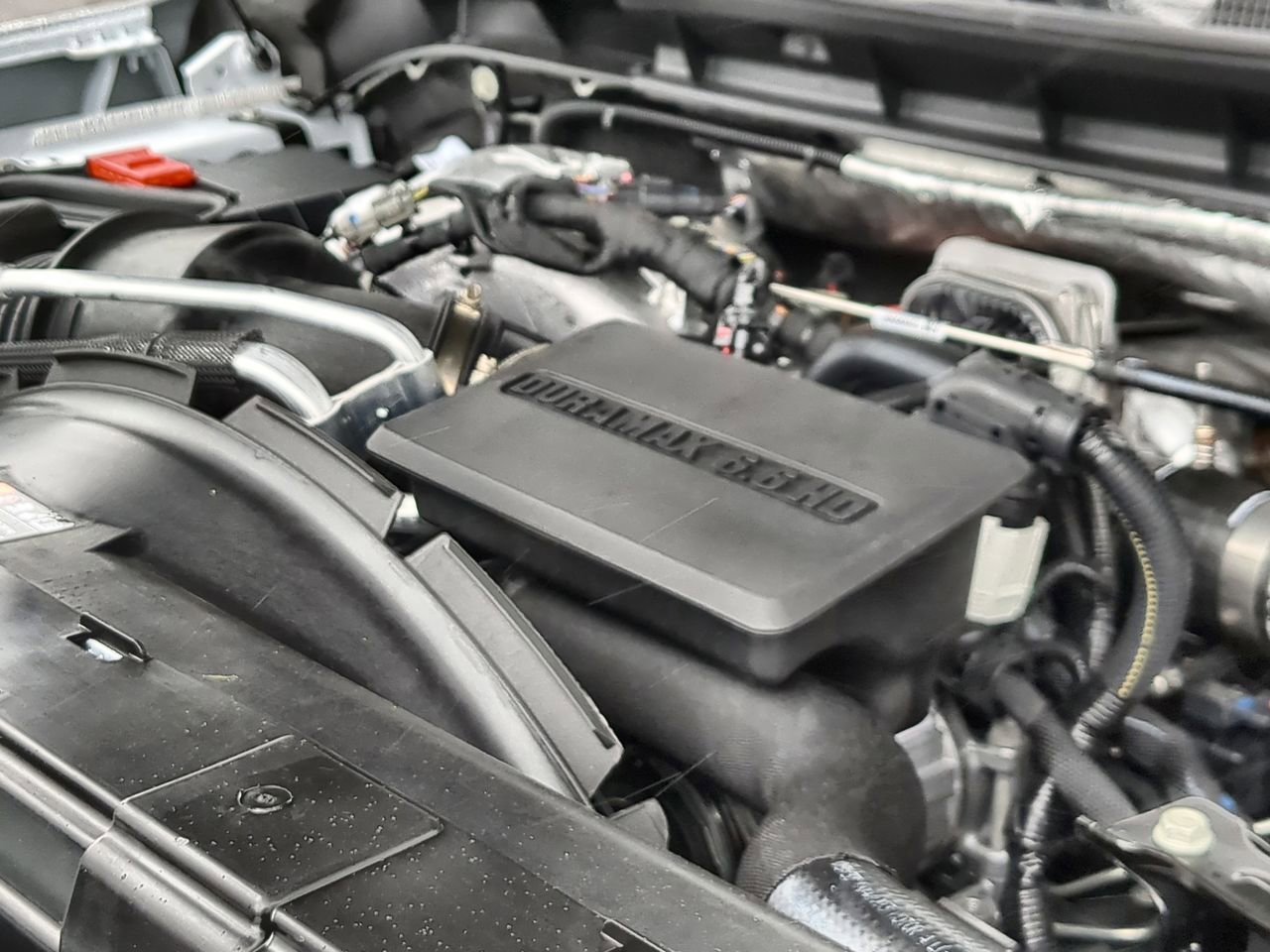New 2025 Summit White GMC Pro image 27