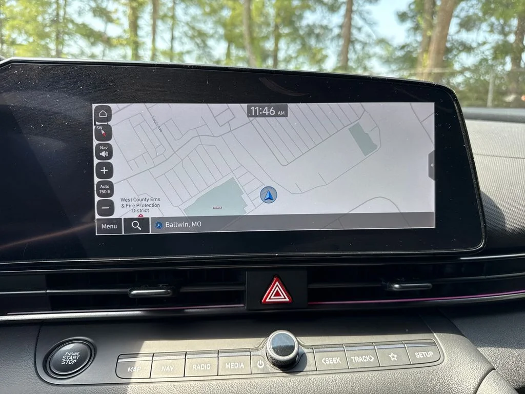 Used 2023 Gray Hyundai Base image 19