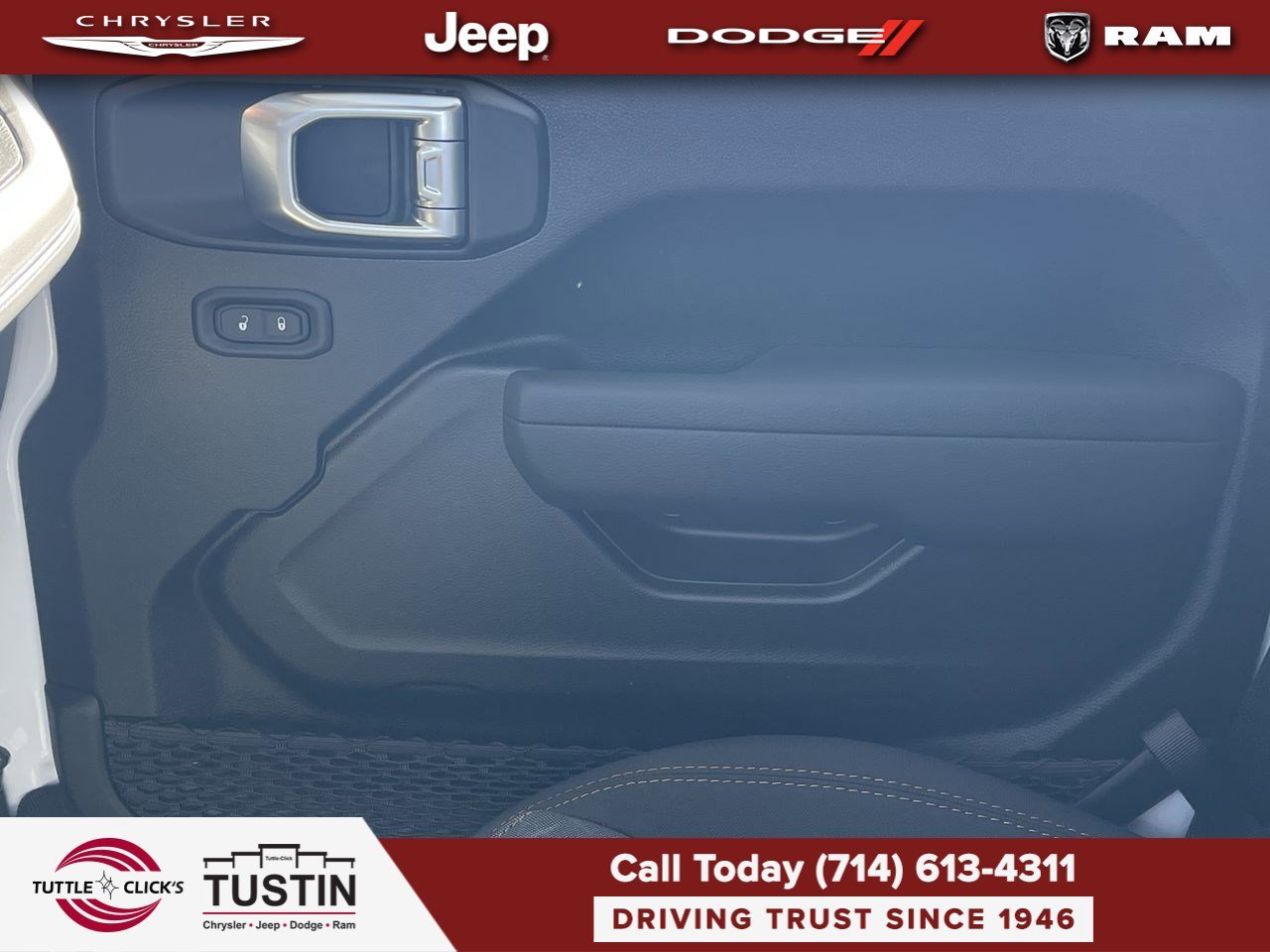New 2026 Bright White Clearcoat Jeep Mojave image 21