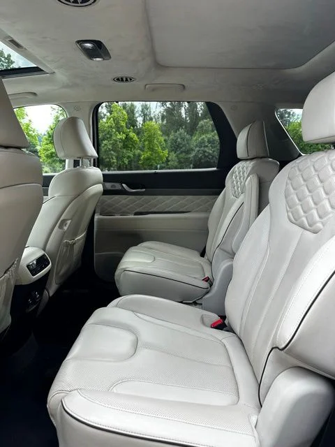 Used 2021 Hyper White Hyundai Calligraphy image 15