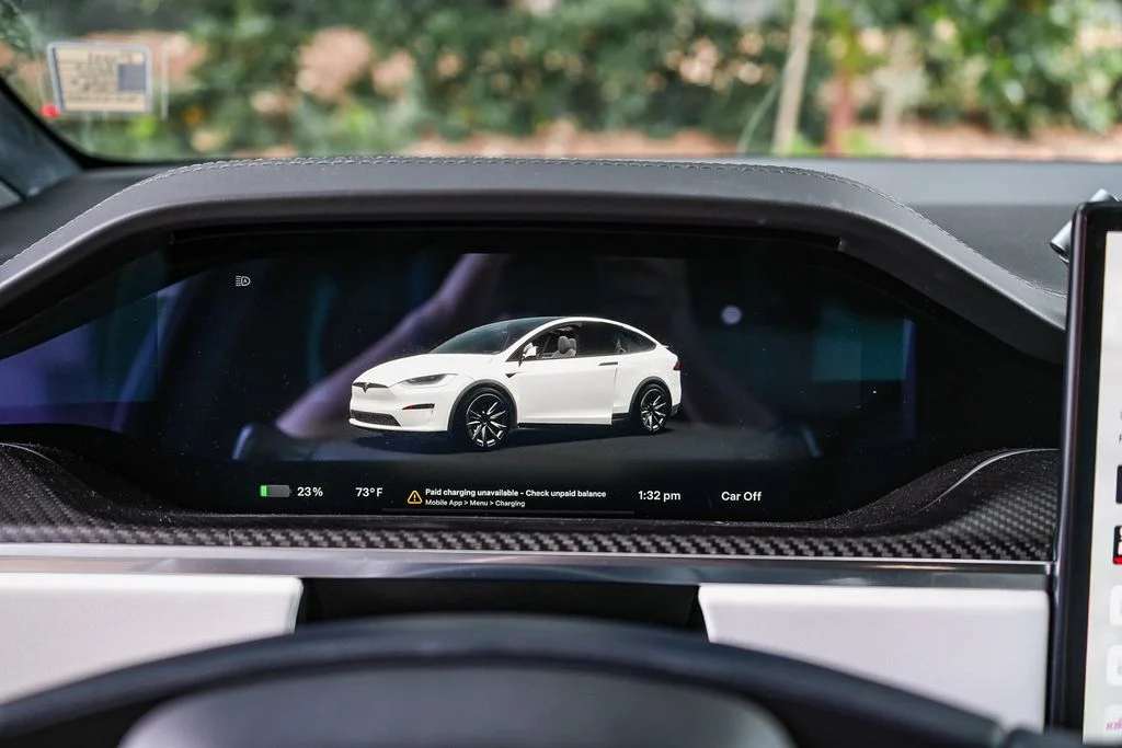 Used 2022 White Tesla Plaid image 20