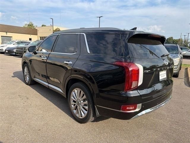 Used 2020 Black Hyundai Limited image 6