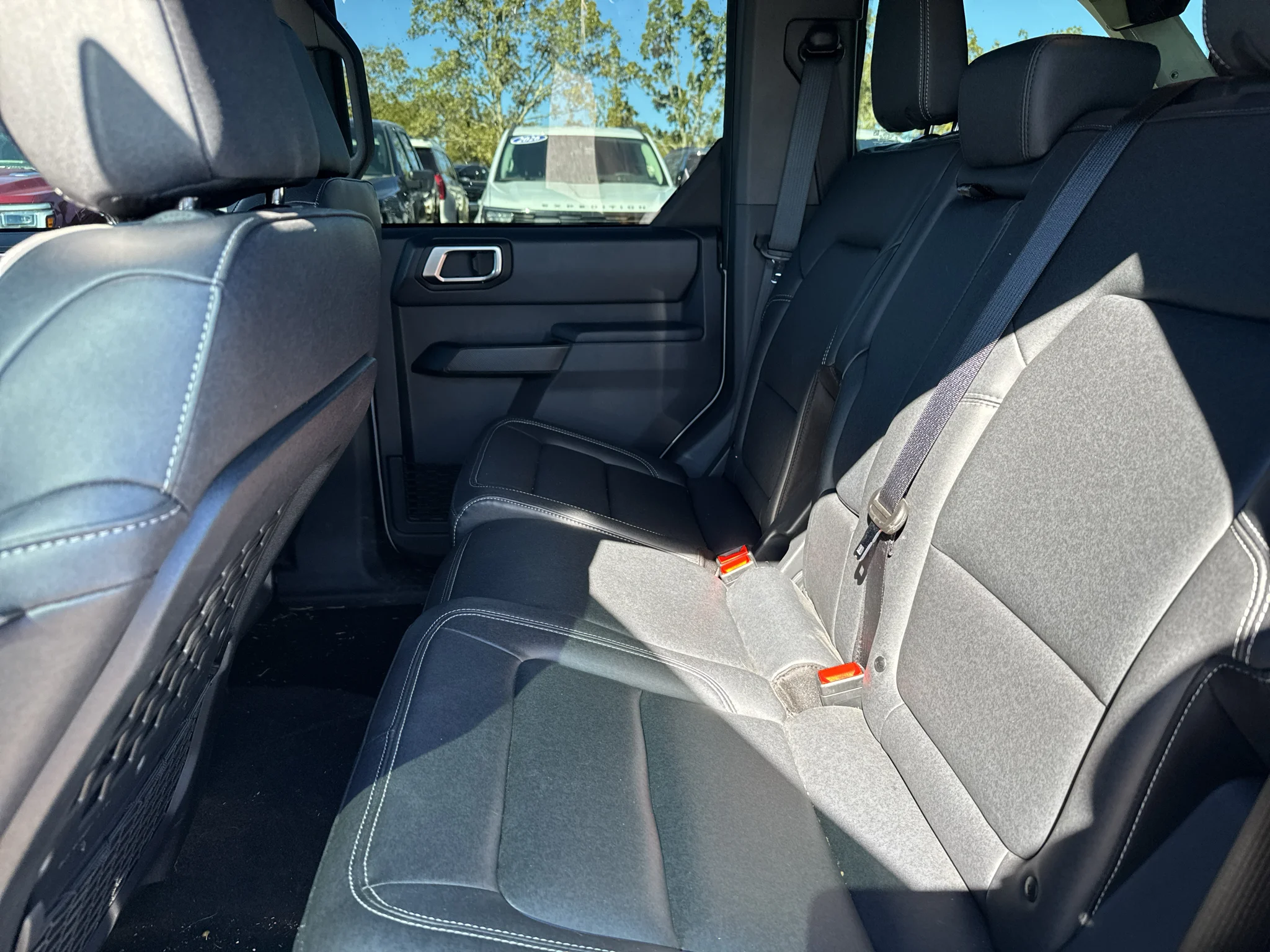 Used 2026 Avalanche Gray Ford Big Bend image 11