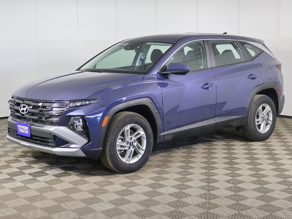 Used 2025 Blue Hyundai SE image 6