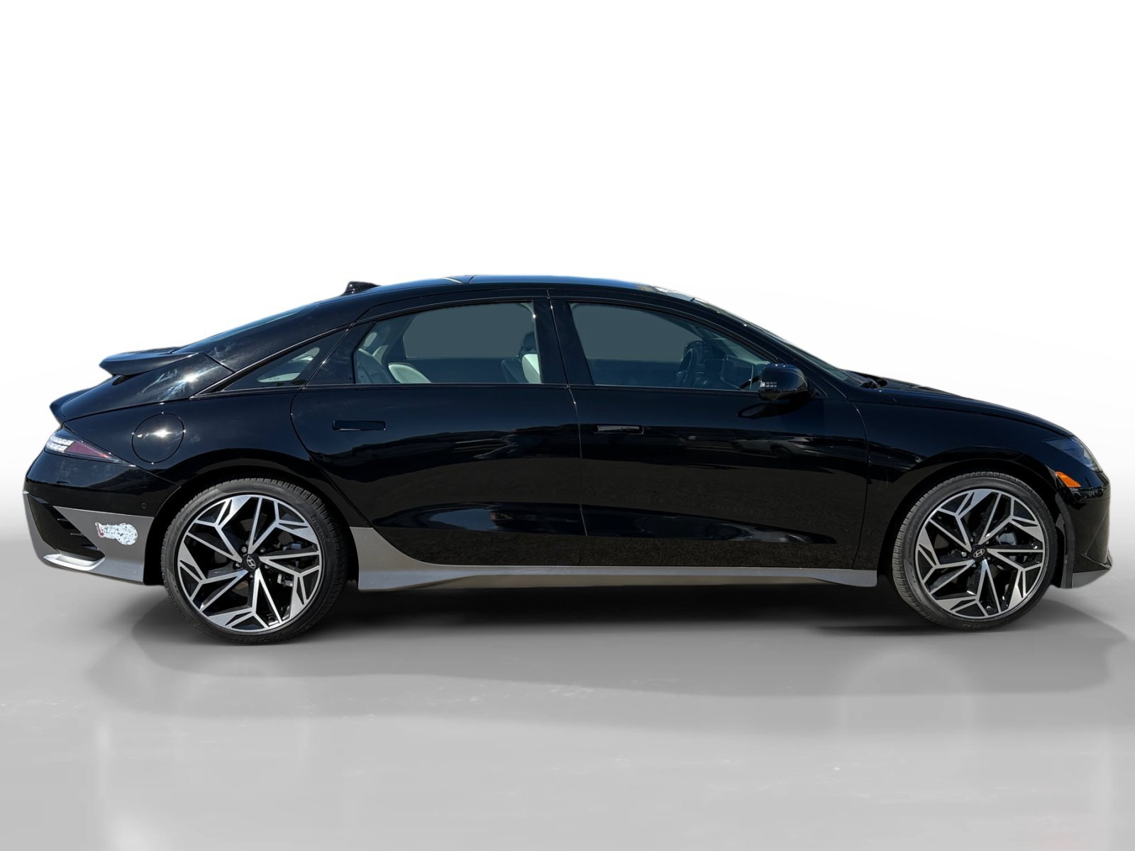 Used 2023 Onyx Black Hyundai Limited image 6