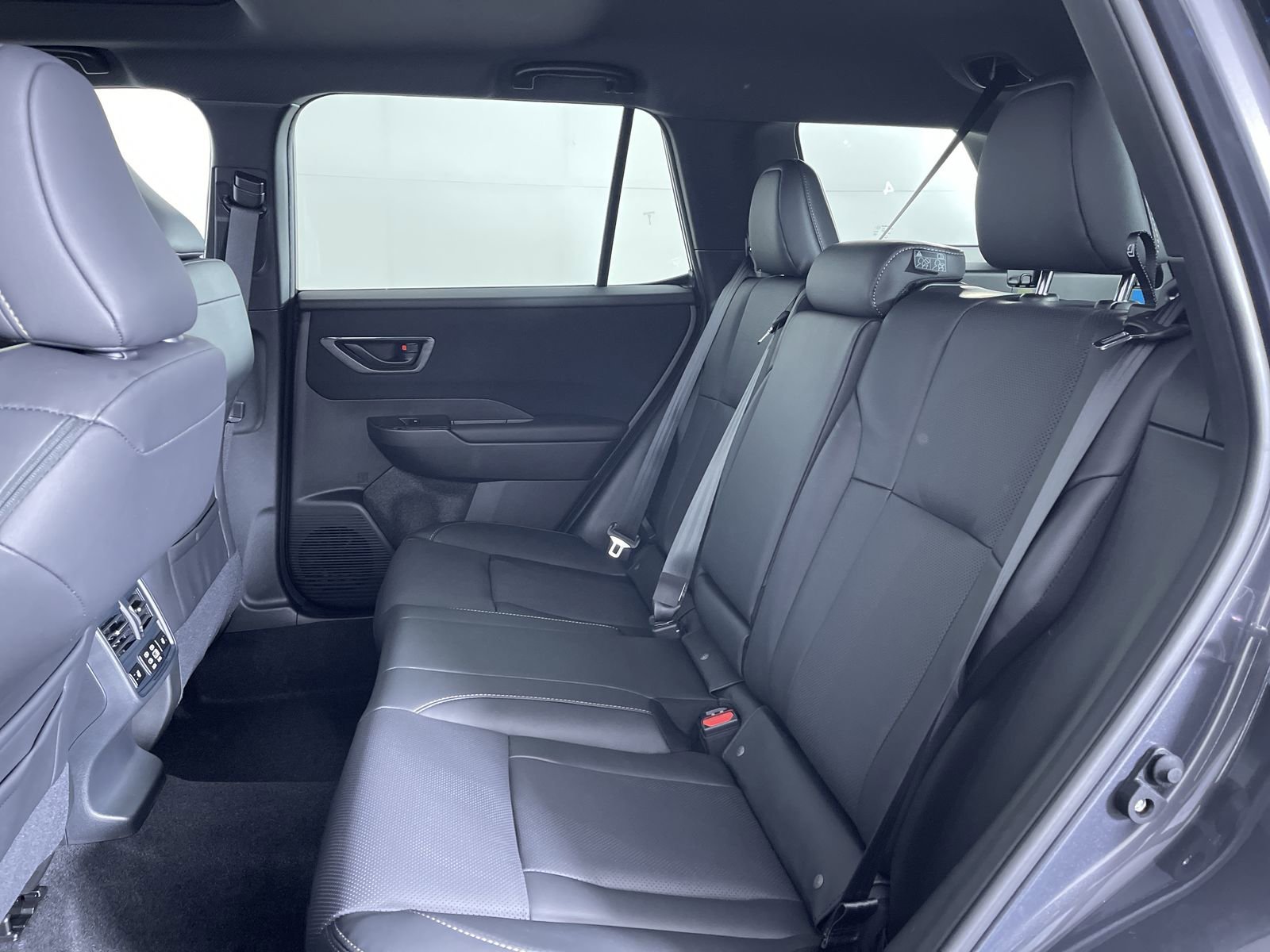 New 2026 MAGNETITE GRAY METALLIC Subaru Limited XT image 22