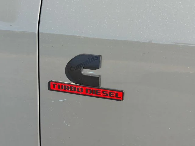 New 2026 Ceramic Gray Clear-Coat Exterior Paint RAM Laramie image 7