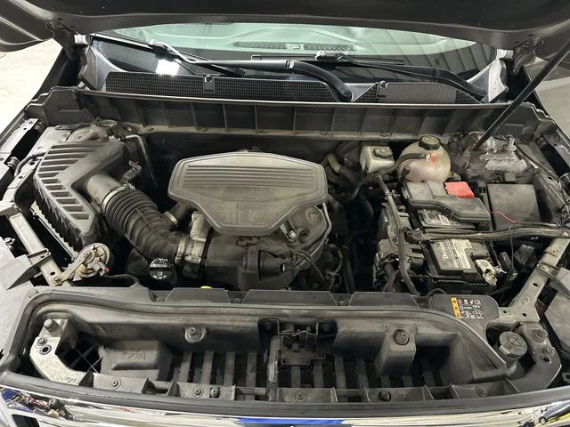 Used 2019 Gray GMC SLE-2 image 19