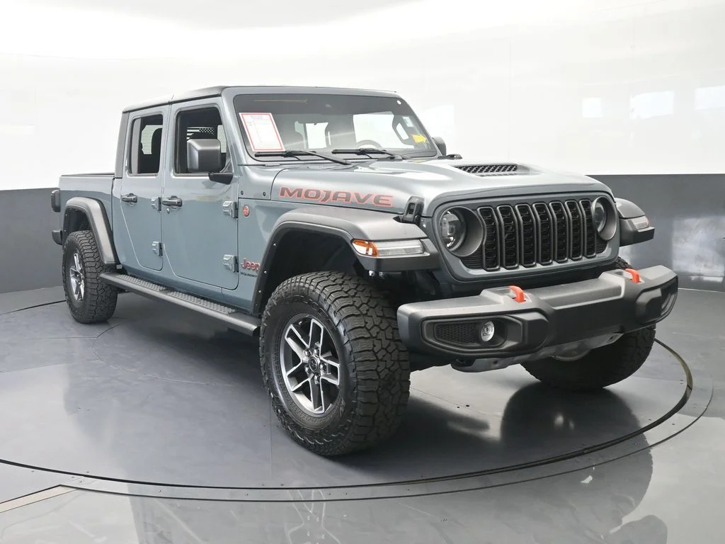 Used 2024 Anvil Clear Coat Jeep Mojave image 9