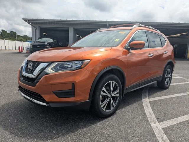 Used 2019 Monarch Orange Nissan SV image 6
