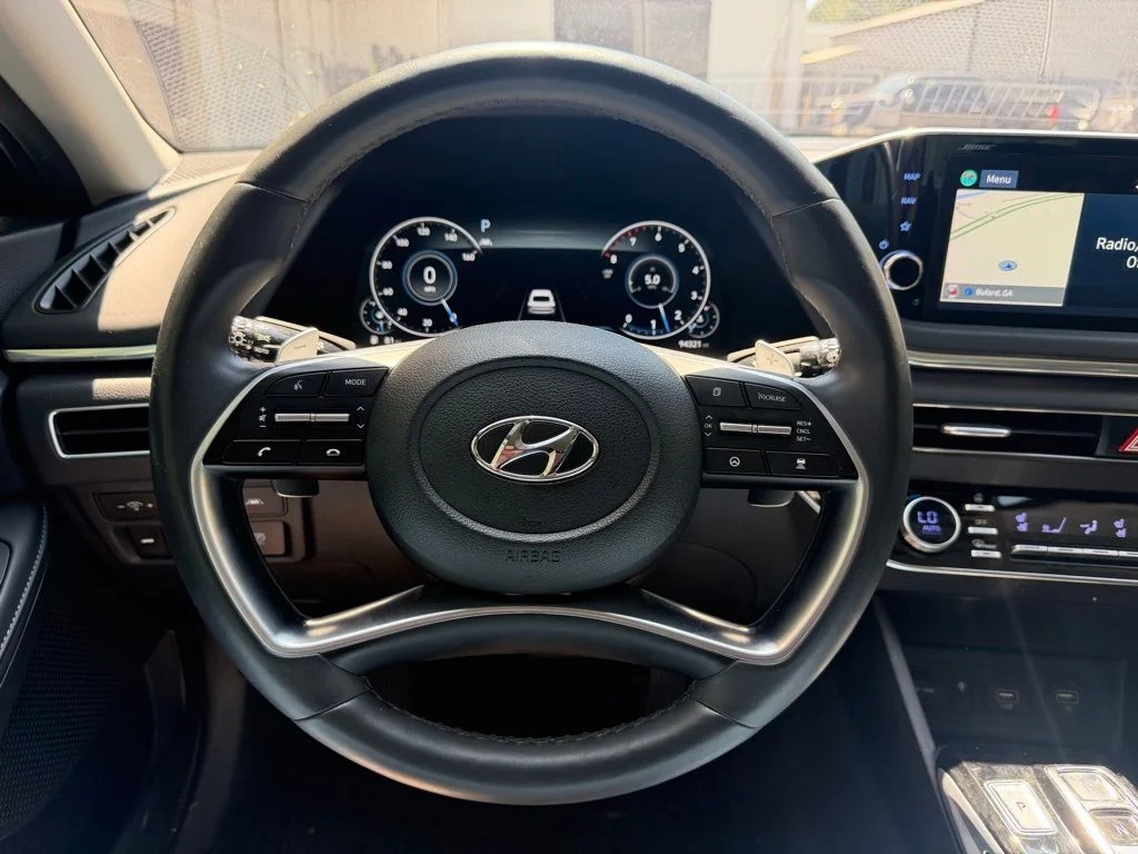 Used 2020 Blue Hyundai Limited image 10