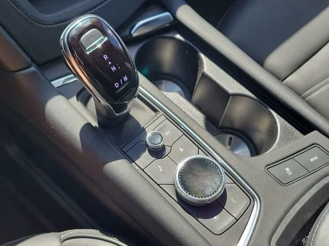2025 Cadillac XT6 Premium Luxury - Photo 37